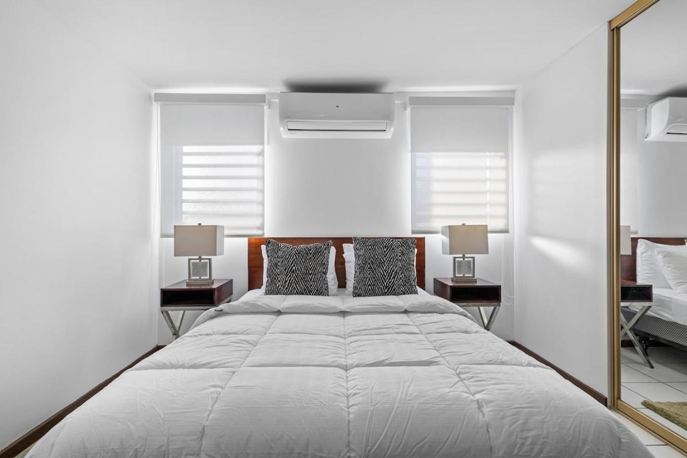 Apartamento Hidden Gem In Miramar- Power Generator- Parking San Juan Exterior foto